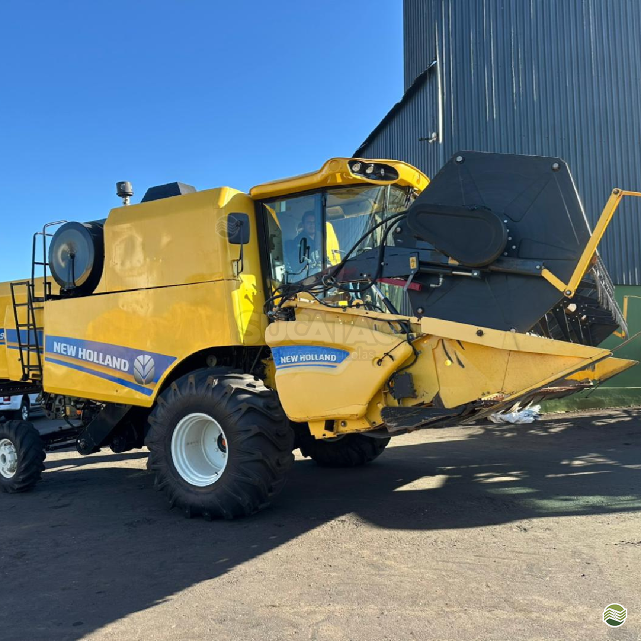 COLHEITADEIRA NEW HOLLAND TC 4.90 Sucatão Tratores e Peças IBIPORA PARANÁ PR